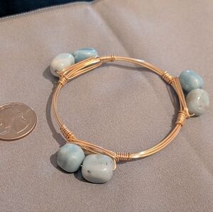 Elegant Gold and Blue Beaded Bracelet